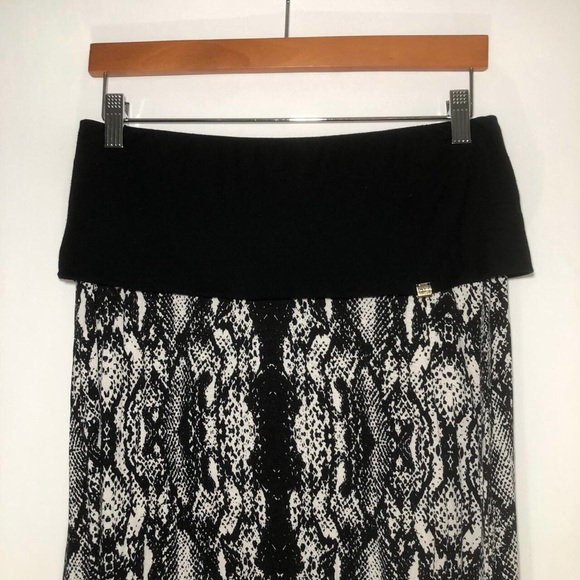 MEDIUM BLACK & WHITE CALVIN KLEIN MAXI SKIRT - Picture 2 of 3
